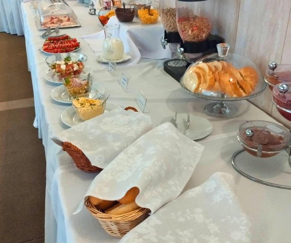 Hotel Limba Ctt Tvrdosin Esterno foto