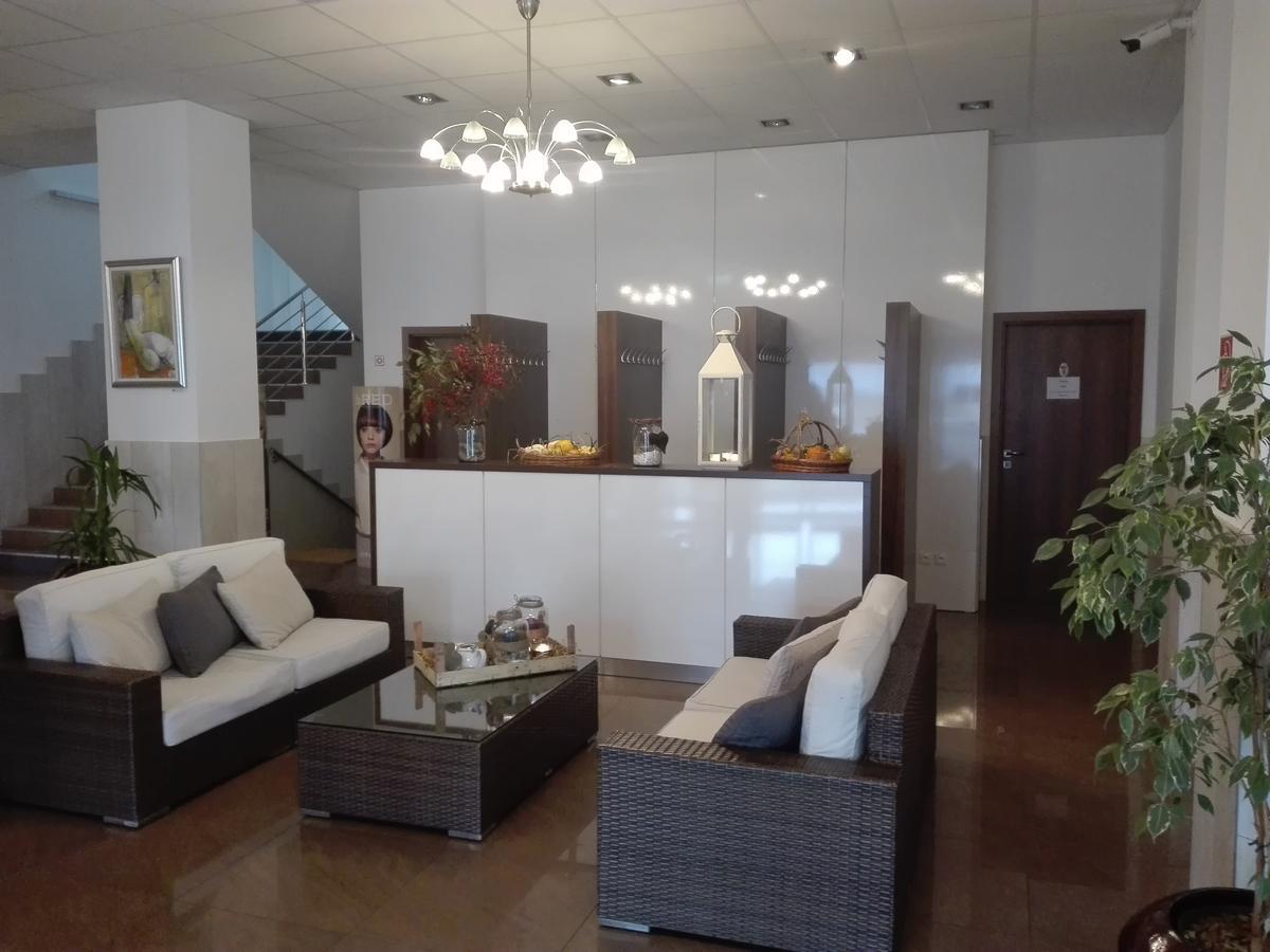 Hotel Limba Ctt Tvrdosin Esterno foto